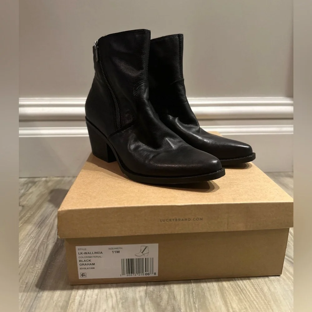 Lucky Brand nwt lucky